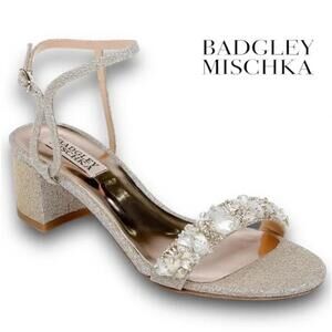 NIB Tanessa Ankle Strap Sandal BADGLEY MISCHKA COLLECTION 7.5  SILVER